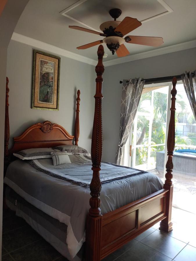 Cape Paradise B & B - Your Luxury Tropical Retreat Cape Coral Zewnętrze zdjęcie